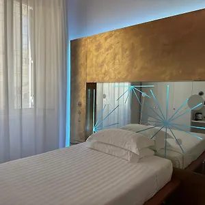 hotel-trecento.it-romehotels.com/